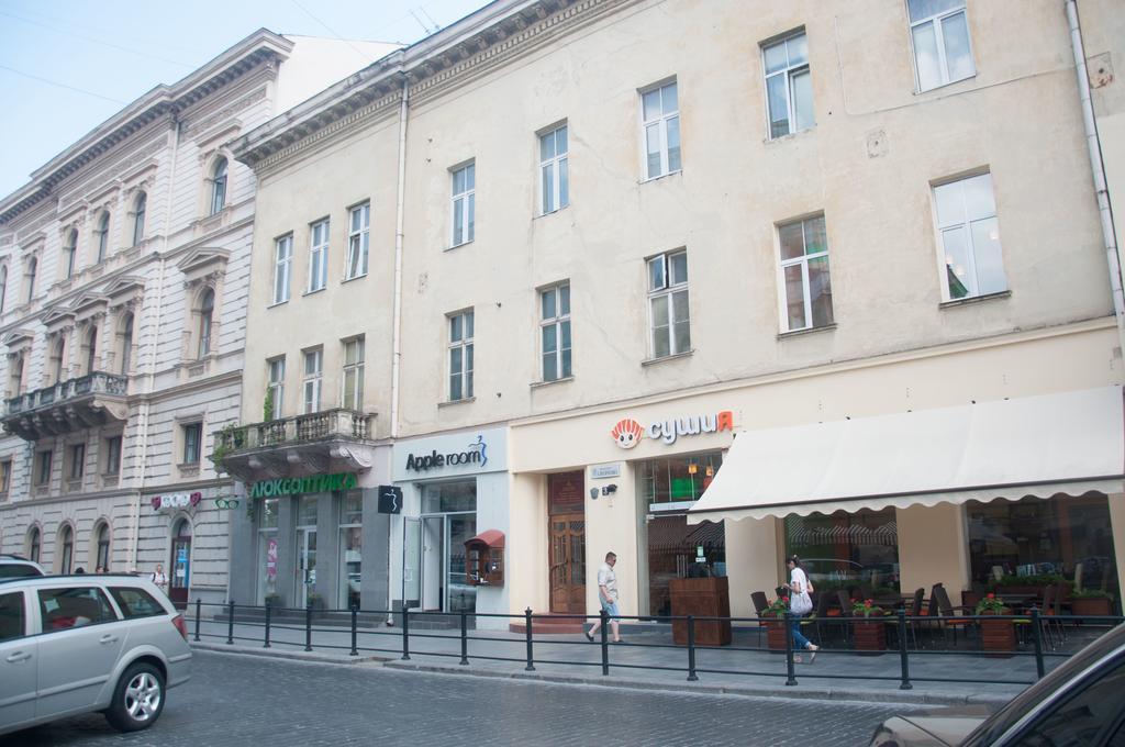 Apartment Na Shevchenka 3 Lviv Exterior photo
